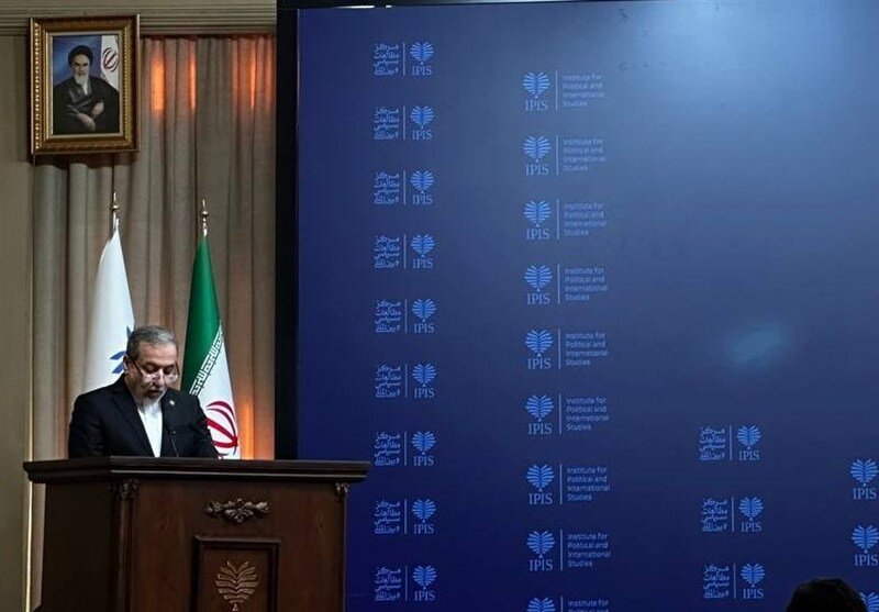 عراقجي: كان الشهيد سليماني تجسيد عملي للمقاومة وسد منيع في مواجهة المؤامرات