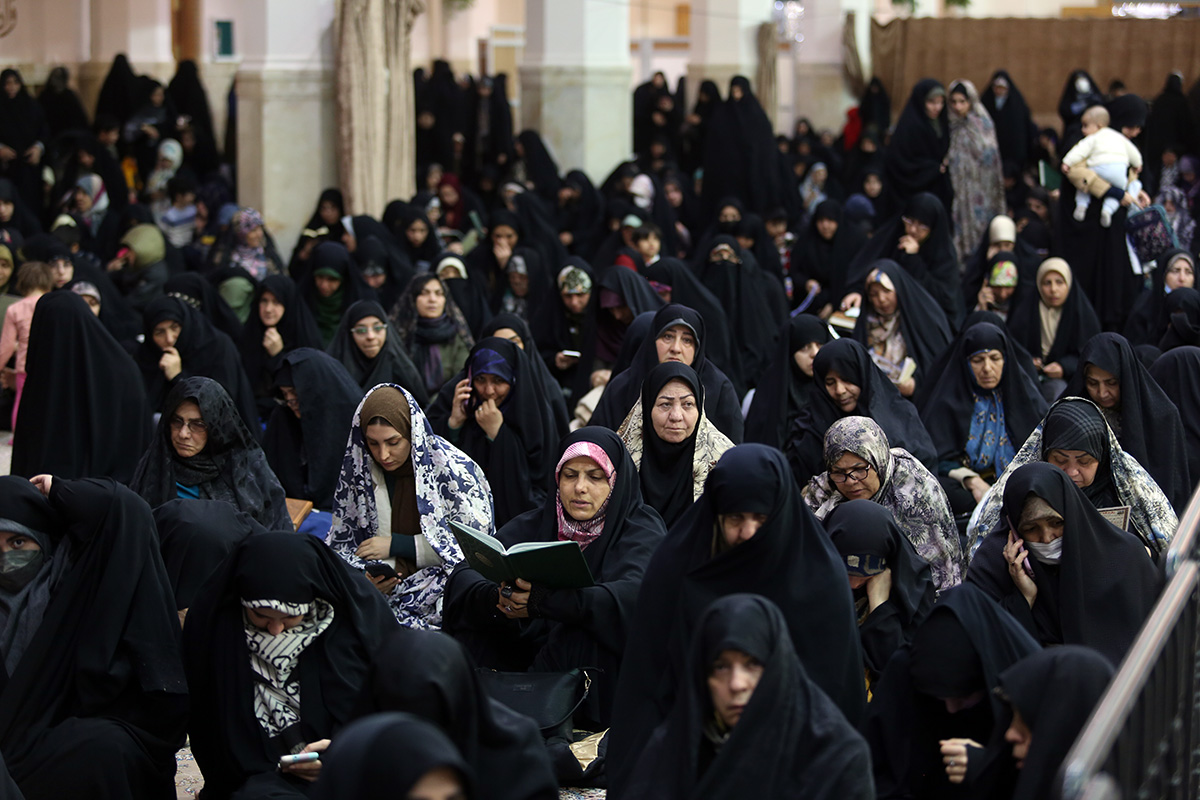 সচিত্র সংবাদ: হযরত মাসুমাহ (সা.আ.)-এর পবিত্র মাজারে ইমাম জাওয়াদ (আ.)-এর জন্মবার্ষিকীর আনন্দ উৎসব।