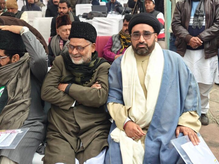 تقرير مصور/ مشاركة  2000 رجل الدين في المؤتمر الوطني لهيئة القانون الشخصي الشيعية في عموم الهند بمدينة لكناو