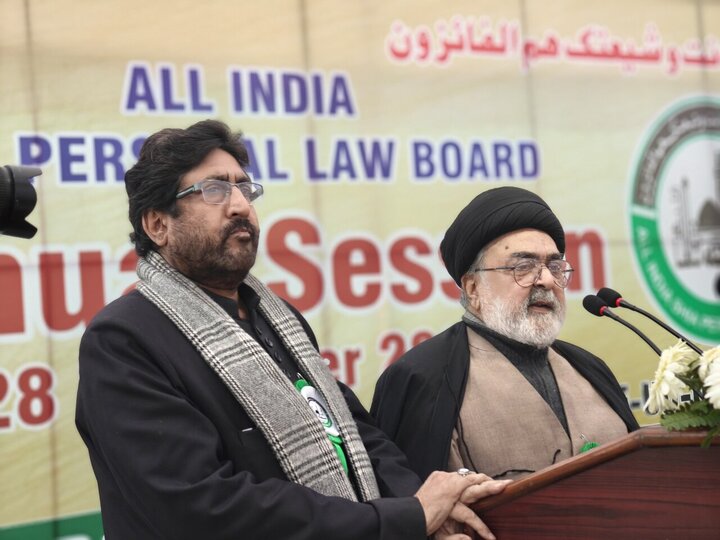 از هشدار نسبت به حاشیه‌رانی شیعیان هند تا درخواست برای قرار گرفتن نام امام حسین(ع) در کتب درسی + تصاویر