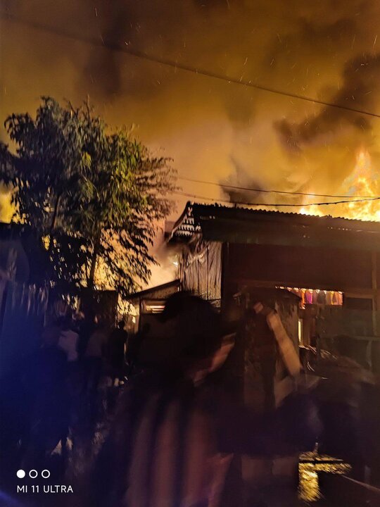 ပျဉ်းမနား တွင် မီးလောင်မှုဖြစ်ပွား  / အိမ်အလုံးရေ ၅၄ လုံး မီးထဲပါသွား ။ ။ Photos
