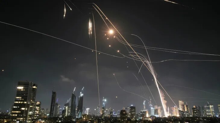 Military Experts: Israel's Preparedness for Future Iranian Missile Attacks is Weakened