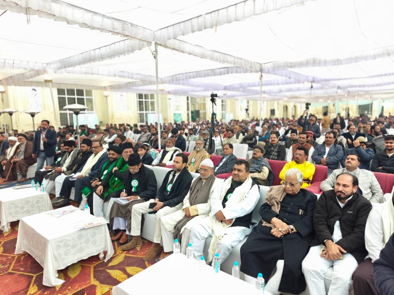 از هشدار نسبت به حاشیه‌رانی شیعیان هند تا درخواست برای قرار گرفتن نام امام حسین(ع) در کتب درسی + تصاویر