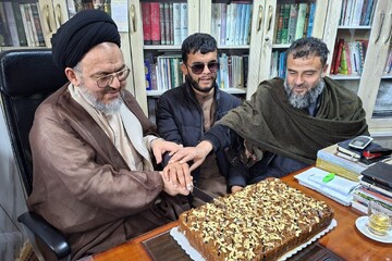 عکس خبری | تجلیل نابینایان افغانستان از میلاد امام علی(ع) و روز جهانی خط بریل در مزارشریف