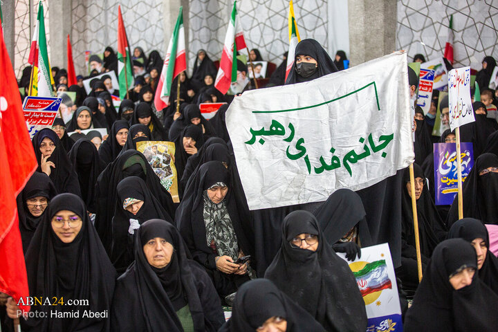 تقرير مصور/ مشاركة واسعة في مراسم إحياء يوم الله التاسع من دي بمدينة قم