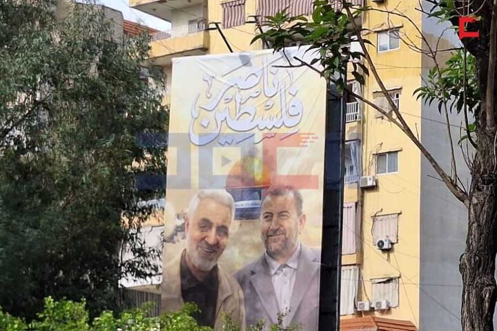 تقرير مصور/ نشر صور الحاج الشهيد قاسم سليماني في الضاحية الجنوبية لبيروت بمناسبة ذكرى سنويته