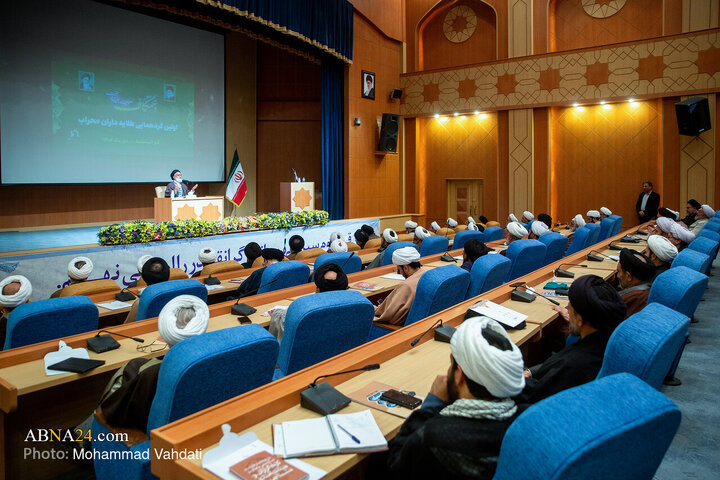 اولین گردهمایی «طلایه داران محراب»