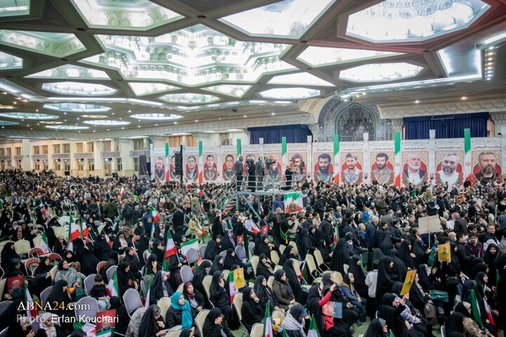 تقرير مصور/ مراسم الذكرى السنوية السادسة للشهيد سليماني بمصلى طهران - 1