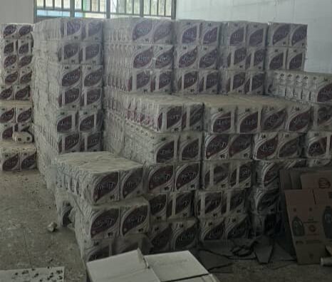 انبار احتکار کالاهای اساسی در شیراز پلمب شد