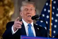 تویتەکەی ترامپ لە سەر خۆپیشاندانەکان لە ئێران چ پەیامێکی پێیە؟