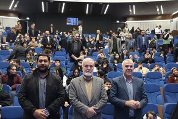 برگزاری برنامه هایی با محوریت فرزندآوری یک ضرورت است