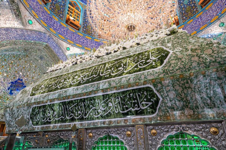 Informe fotográfico |Adorno floral del mausoleo sagrado de Amir al-Mu’minin, Imam Ali (PB)