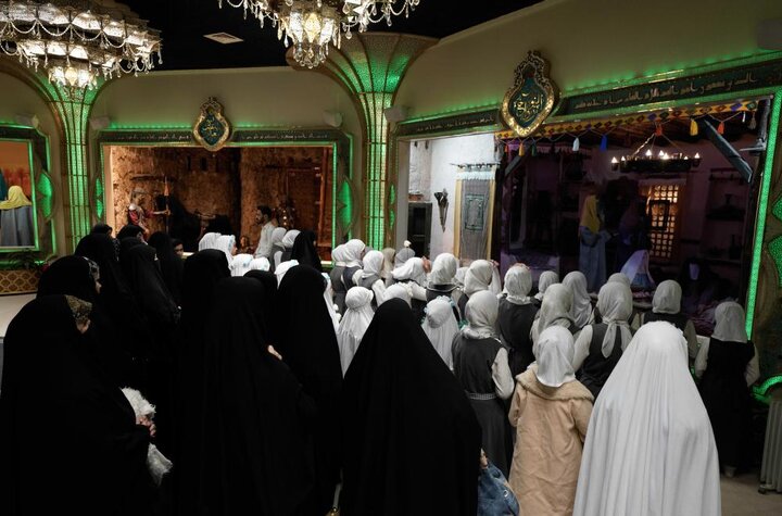 تقرير مصور/ العتبة العلوية المقدسة تقيم معرضًا تعليميًا عن حياة أمير المؤمنين (ع) للأطفال