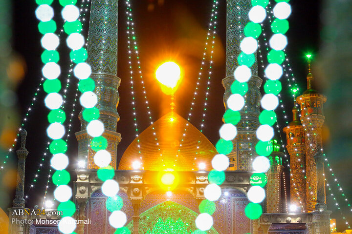 حال و هوای حرم حضرت معصومه(س) در شب میلاد امام علی(ع)