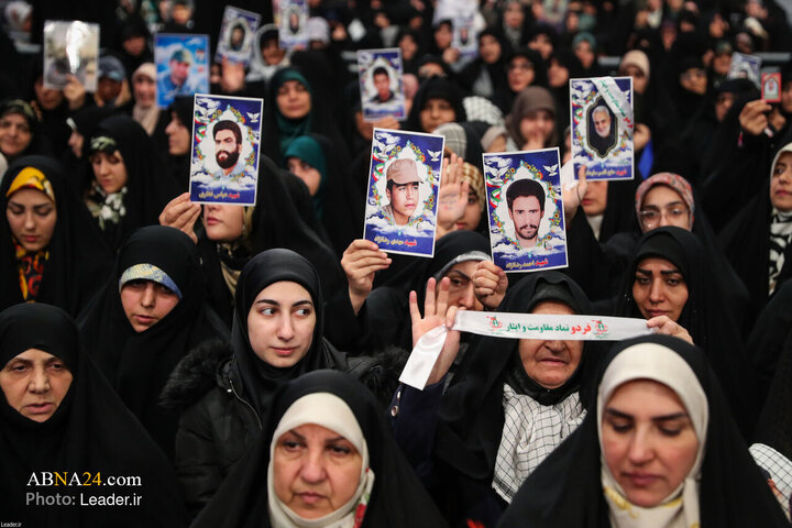 دیدار خانواده شهدای اقتدار با رهبر انقلاب در روز میلاد امیرالمومنین(ع)