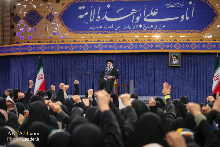 دیدار خانواده شهدای اقتدار با رهبر انقلاب در روز میلاد امیرالمومنین(ع)