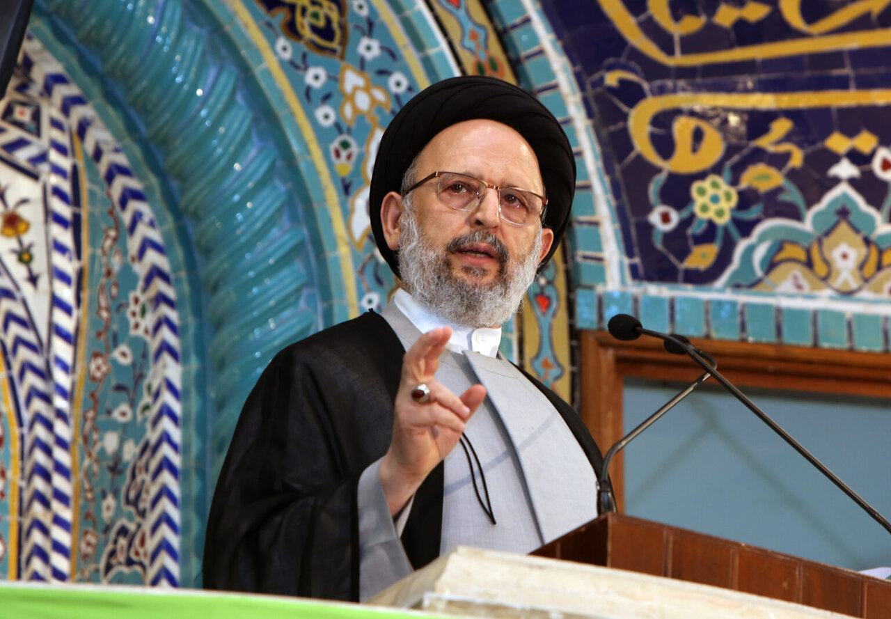 السيد فضل الله: ندعو الدولة للحفاظ على سيادة لبنان وأمن مواطنيه ومنع العدو الصهيوني من تحقيق أهدافه