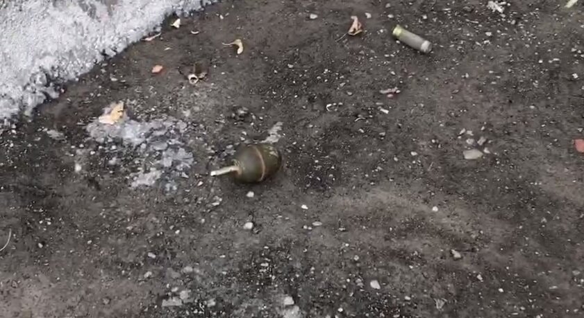 کشف نارنجک اسرائیلی از آشوب‌گران مسلح در ملکشاهی ایلام + ویدیو