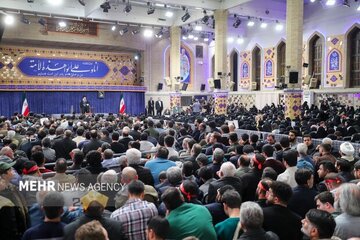 ڕێبەری باڵای ئێران: ئاژاوەچی دەبێ لەسەر جێی خۆی دابنرێت