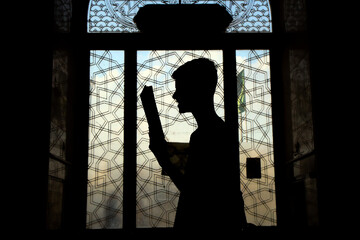 آیین معنوی اعتکاف در مسجد اعظم قم