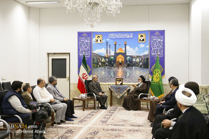 Photos: Head of the Islamic Republic of Iran Broadcasting visits Qom