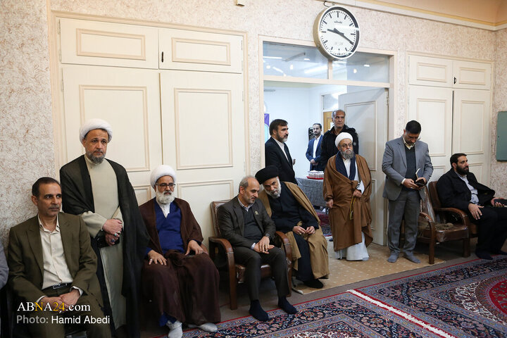 Photos: Head of the Islamic Republic of Iran Broadcasting visits Qom