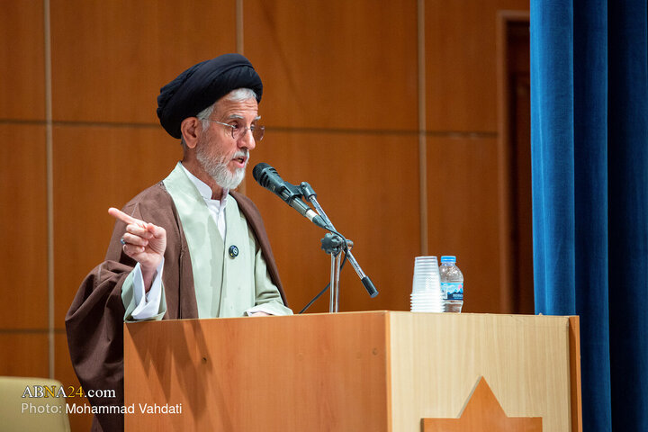 Photos: First Gathering of “Pioneers of Mihrab”