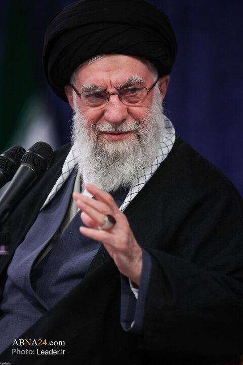 Photos: Imam Khamenei meets with families of martyrs on birth anniversary of Imam Ali (a.s.)