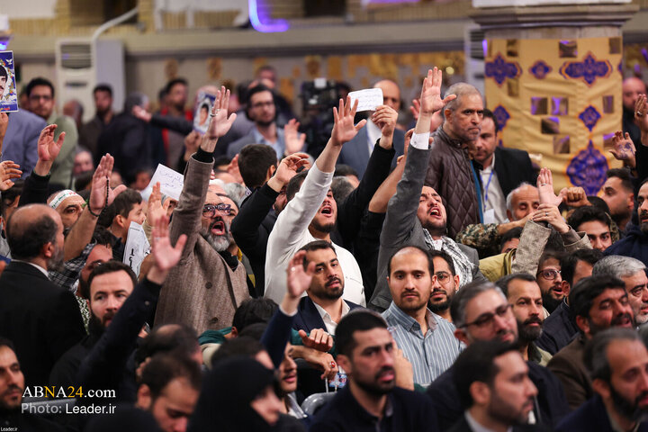 Photos: Imam Khamenei meets with families of martyrs on birth anniversary of Imam Ali (a.s.)