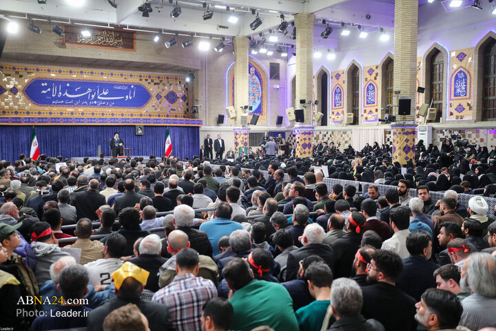 Photos: Imam Khamenei meets with families of martyrs on birth anniversary of Imam Ali (a.s.)