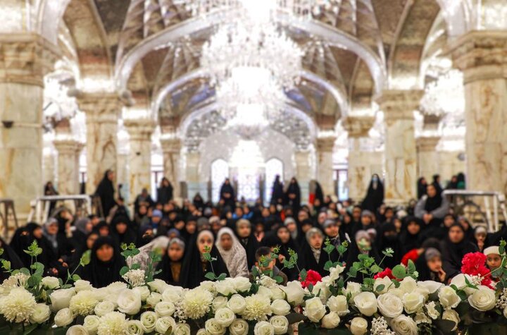 تقرير مصور/ محفل ولائي خاص بالزائرات بمناسبة ذكرى ولادة أمير المؤمنين (ع) برعاية العتبة العلوية