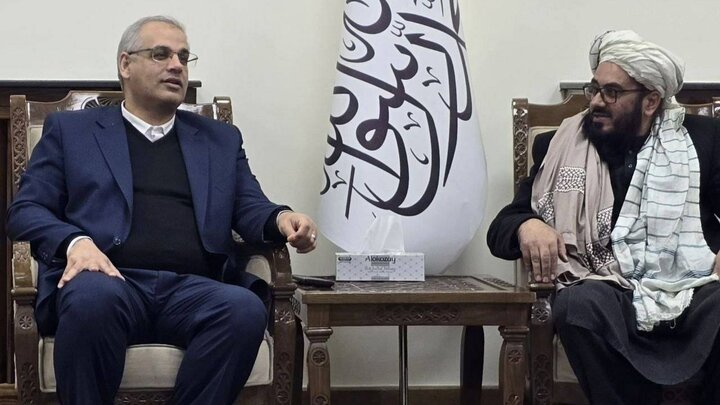 معاون وزارت کار ایران برای گسترش همکاری‌ها به کابل سفر کرد