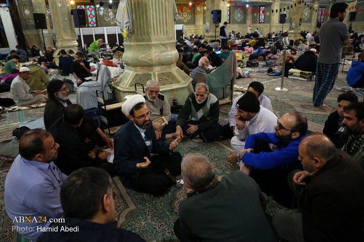 مراسم معنوی اعتکاف در مسجد امام حسن عسکری(ع) قم