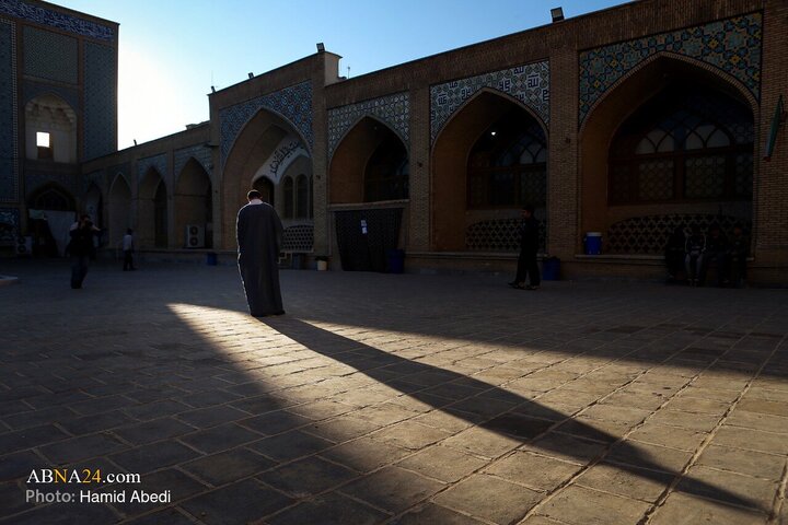 آیین معنوی اعتکاف در مسجد جامع قم