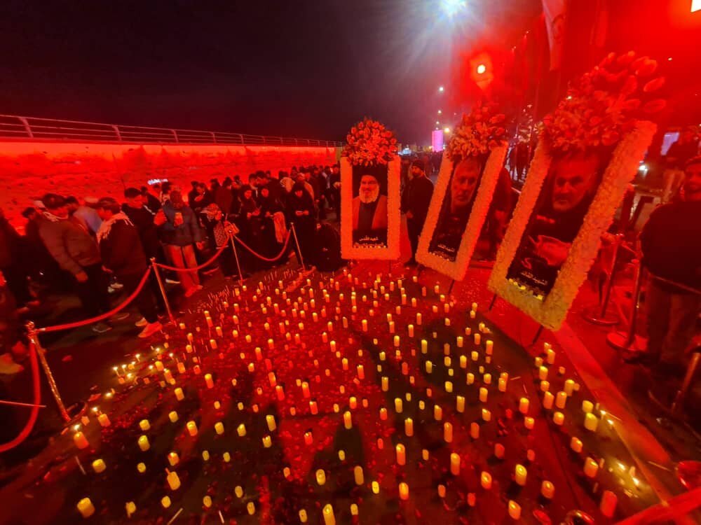 বাগদাদে জেনারেল সোলাইমানি এবং আবু মাহদি আল-মুহান্দিসের শাহাদাত বার্ষিকী অনুষ্ঠান অনুষ্ঠিত হয়েছে।