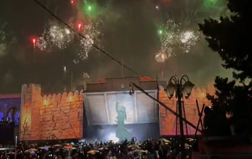 তেহরানে হায়দার হায়দার ধ্বনীর সাথে খাইবারের দরজার প্রতীক উন্মোচিত হল/ইহুদিবাদী শাসকেরর প্রতি ইরানের প্রতিক্রিয়া এটি; ইতিহাস থেকে শিক্ষা নিন।