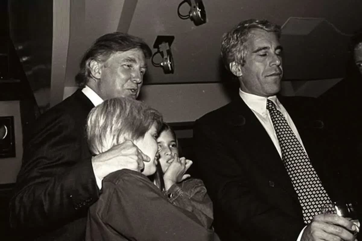 Trump at ang Pagtutulak para sa “Paglilitis kay Maduro”; Isang Paglilihis ng Atensyon mula sa Iskandalong Epstein