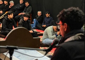 সচিত্র সংবাদ: হযরত যায়নাব (সা.আ.)-এর শাহাদত বার্ষিকী উপলক্ষে নরওয়েত আহরে বাইতের প্রেমিকদের সমাবেশ