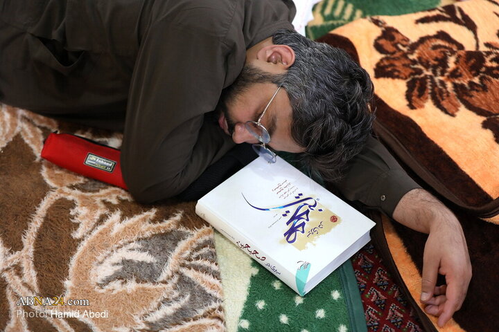 Photos: Spiritual Itikaf Ceremony for Non‑Iranian Seminary Students