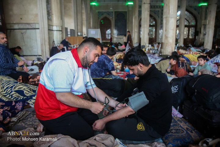 Photos: Spiritual I'tikaf Ceremony at Qom’s Azam Mosque