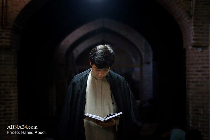 Photos: Spiritual Iʿtikaf Ceremony in Qom’s Jameh Mosque, Imam Hasan al‑Askari Mosque