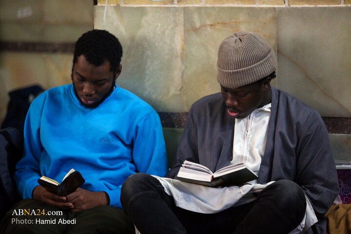 Photos: Spiritual Iʿtikaf Ceremony in Qom’s Jameh Mosque, Imam Hasan al‑Askari Mosque
