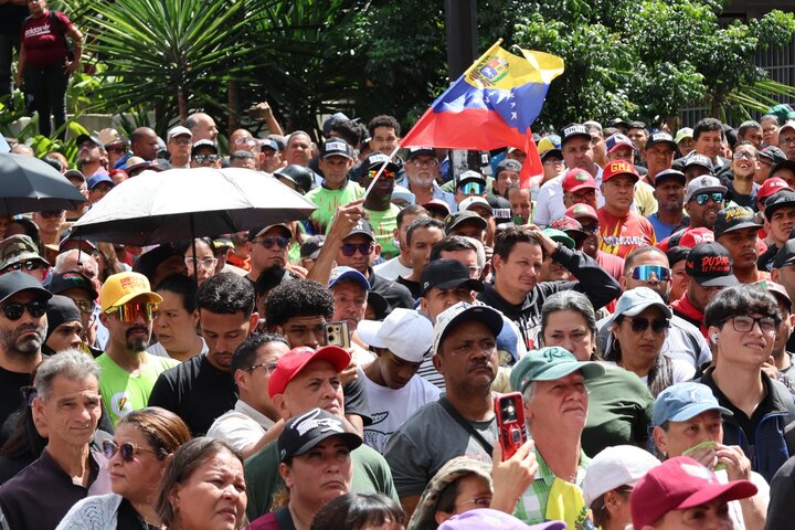 Informe fotográfico | Gran marcha en Venezuela exige la liberación del presidente Nicolás Maduro y de Cilia Flores tras su detención ilegal por Estados Unidos