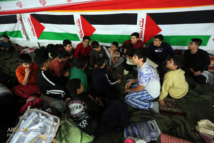 آیین معنوی اعتکاف در مسجد سید اصفهان