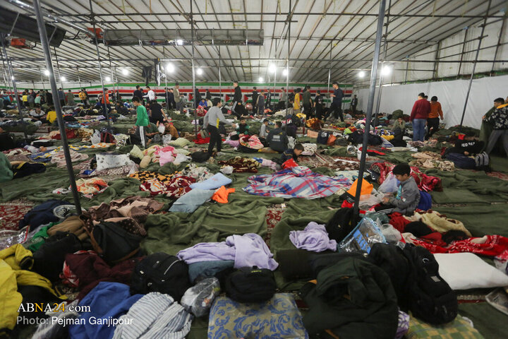 آیین معنوی اعتکاف در مسجد سید اصفهان