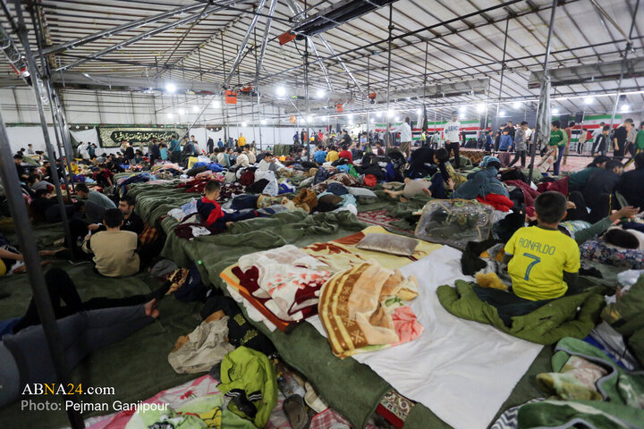 آیین معنوی اعتکاف در مسجد سید اصفهان