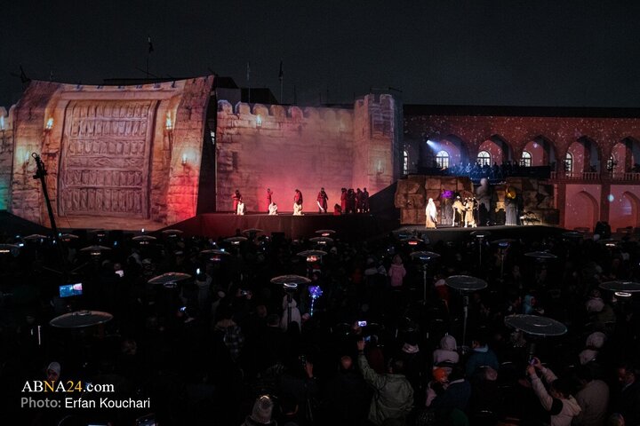 Rûnmayîkirina nîşana “Fatihê Xeyberê” li Meydana Îmam Xomeynî (R.A.) ya Tehranê