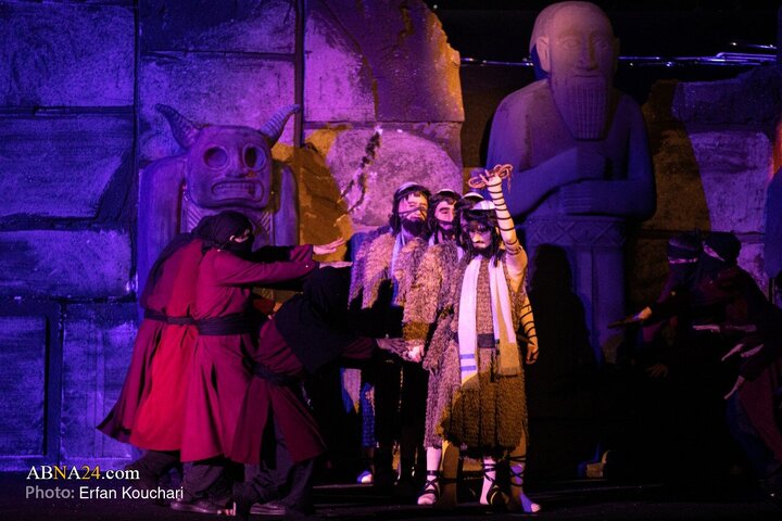 Rûnmayîkirina nîşana “Fatihê Xeyberê” li Meydana Îmam Xomeynî (R.A.) ya Tehranê