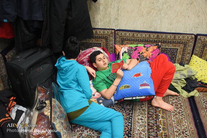 مراسم معنوی اعتکاف نونهالان رضوی در رشت