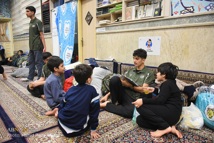 مراسم معنوی اعتکاف نونهالان رضوی در رشت